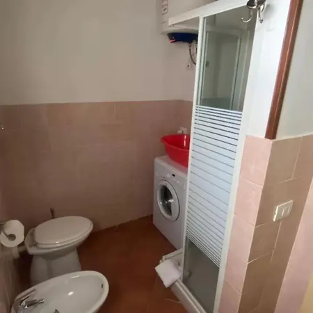 Delightful Sea View With Veranda Apartman
